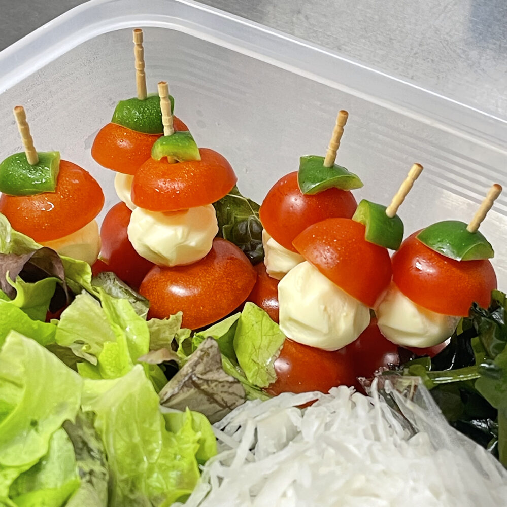 サンタがタッパでやってくる